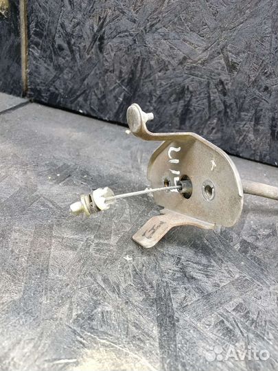 Трос газ Nissan bluebird u14