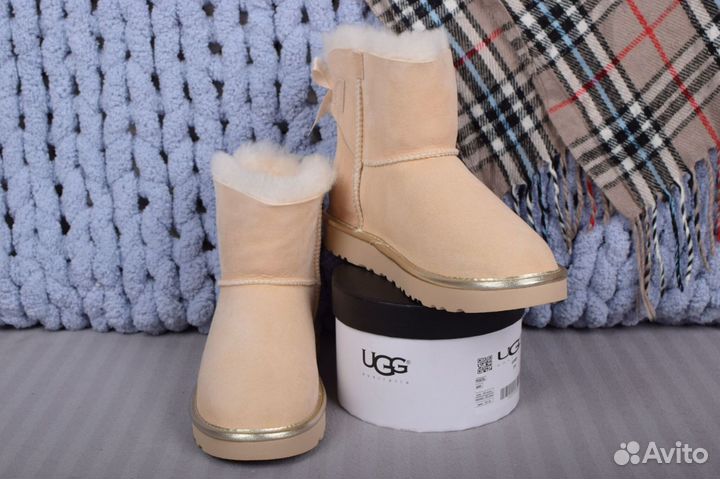 Ugg mini