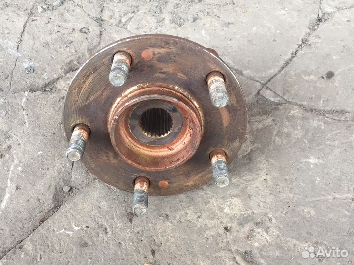 Ступица задняя Митссубиси Аутлендр 3