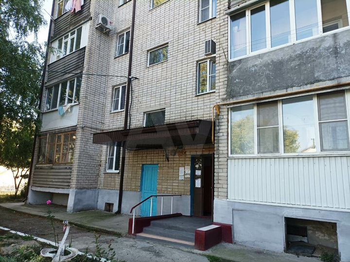 3-к. квартира, 60 м², 3/5 эт.