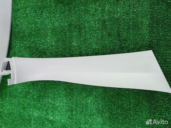 Обшивка крышки багажника Mercedes Benz ML W164 20