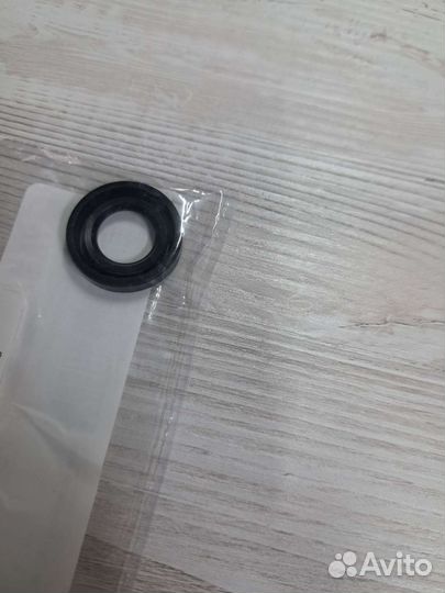 Сальник 14x25x5,0 штока сцепления Yamaha