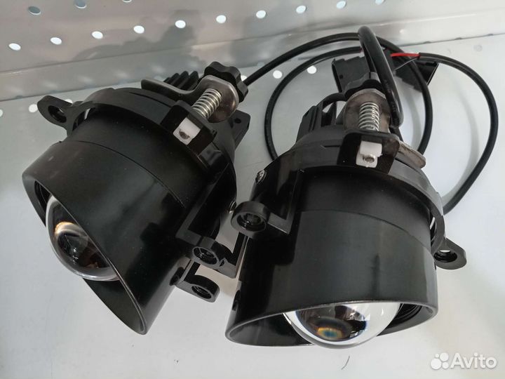 Противотуманки Toyota bi-led 3 дюйма