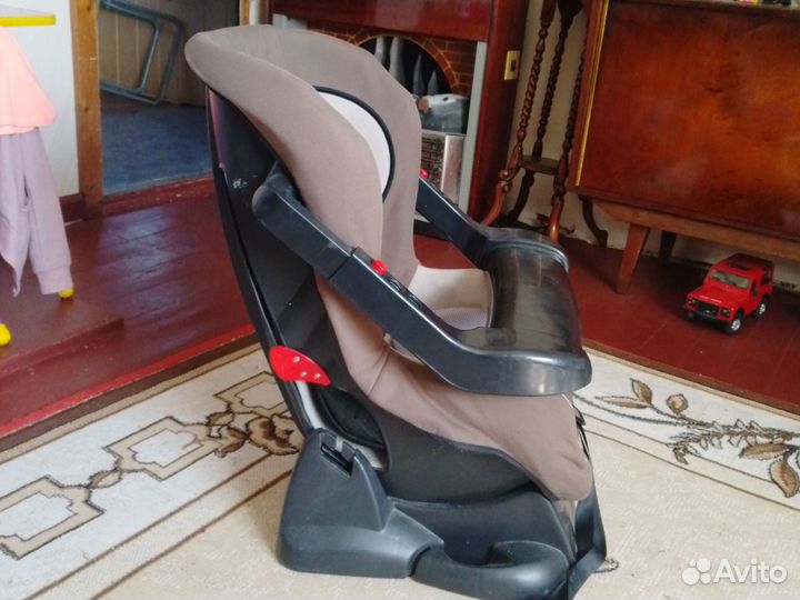 Детское авто кресло