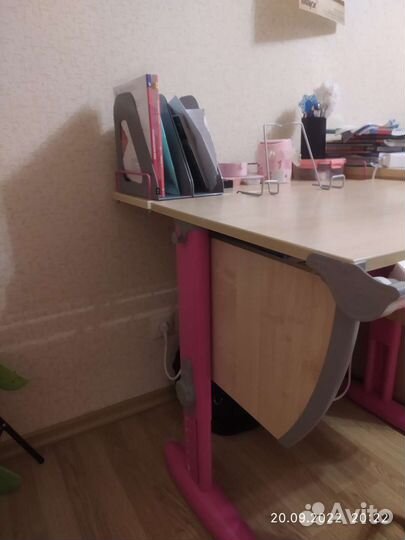 Растущая парта и стул