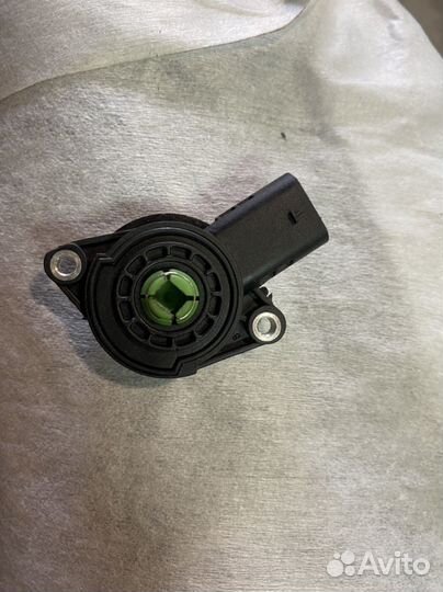 Датчик положения вихревых заслонок 1.8tsi gen2