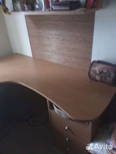 Компьютерный стол