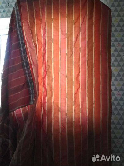 Штора,в наличии 2 штуки