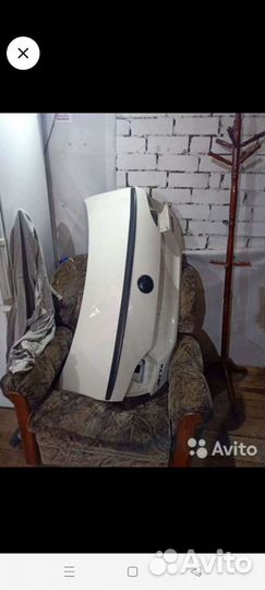 Volkswagen Jetta 6 крышка багажника оригинал