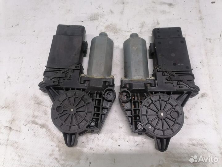 Моторчик стеклоподъемника Vw Passat b5