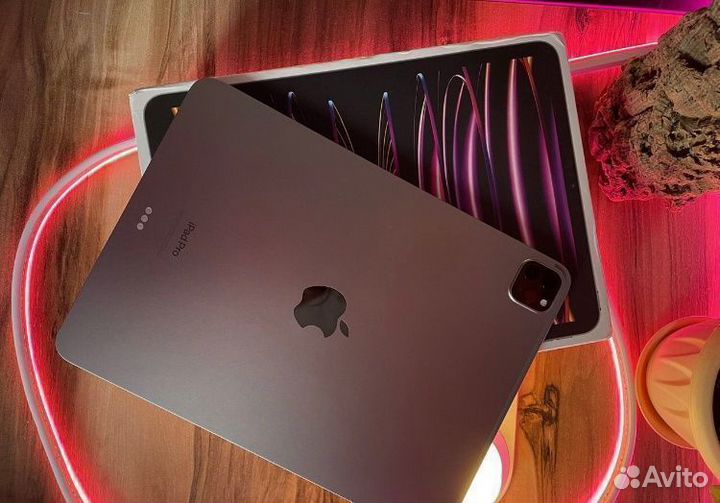 iPad Pro 2022 M2 12.9