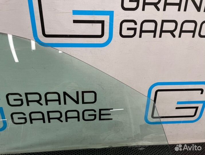 Стекло переднее правое Mercedes-Benz E-Class W212