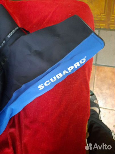 Гидрокостюм