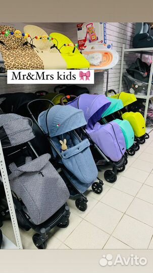 Прогулочная коляска новая