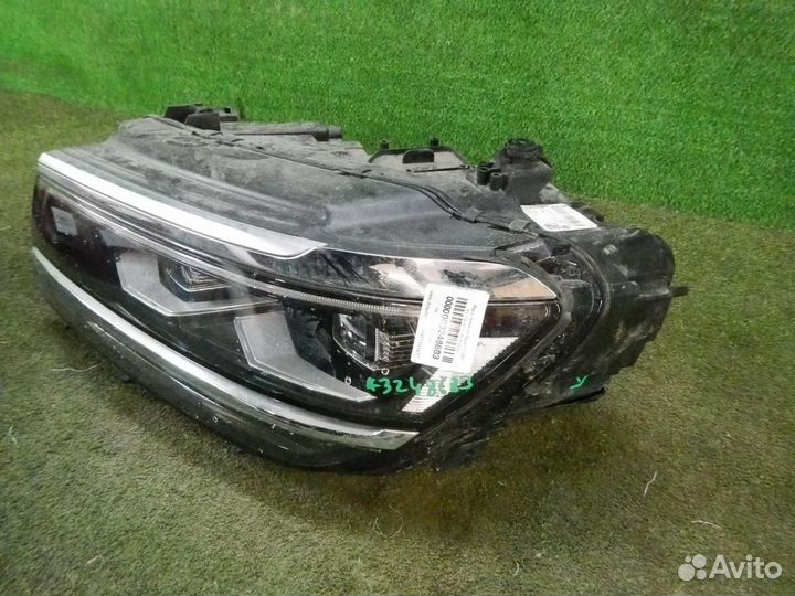 Фара левая Volkswagen Tiguan