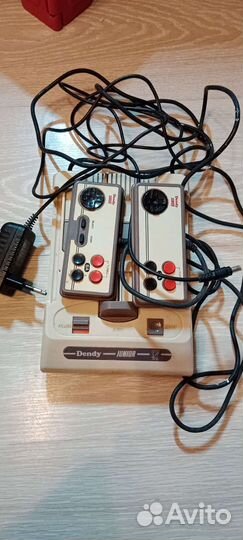 Игровая приставка dendy