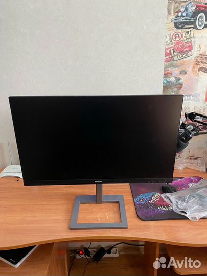 Монитор philips 27