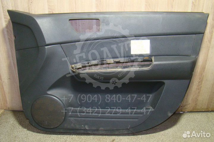 Обшивка двери передней правой Hyundai Getz