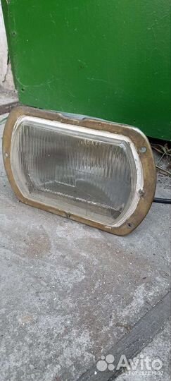 Фара на москвич 2140