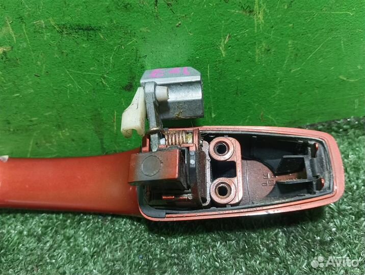 Ручка наружная двери передней правой Dodge Calibe