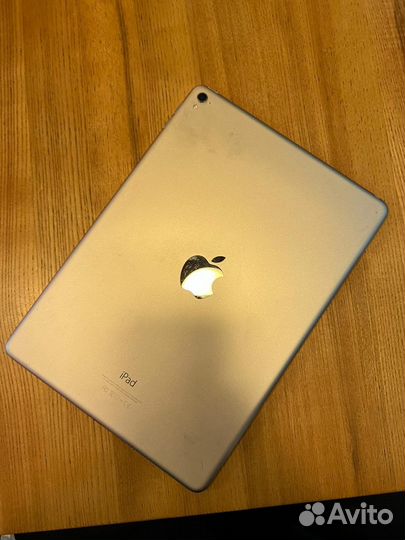 iPad Pro 9.7