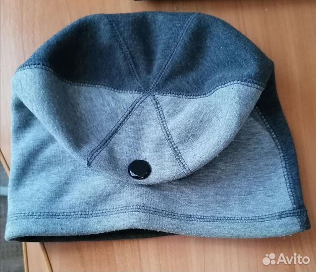 Мужские демисезонные шапки