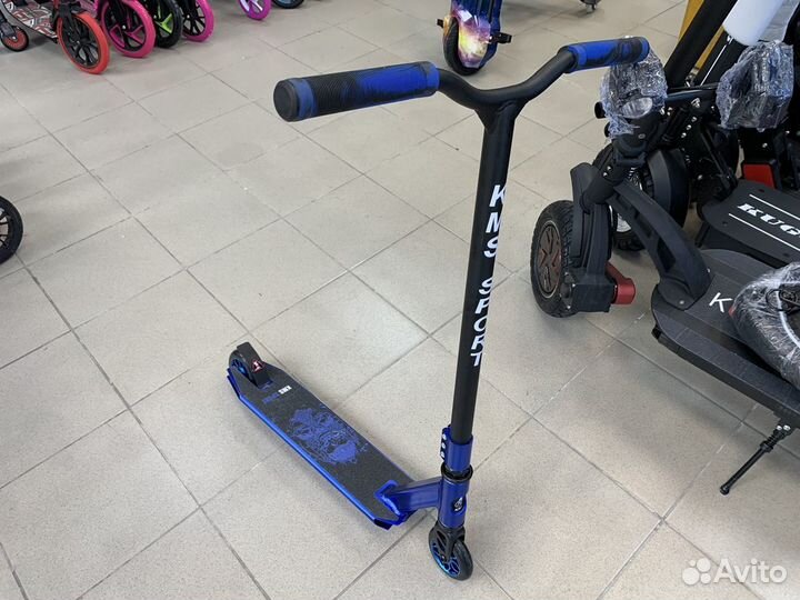 Трюковой самокат новый