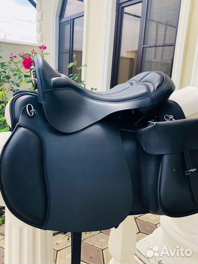 Седло для лошади