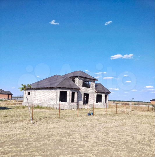 Дом 216 м² на участке 10 сот.