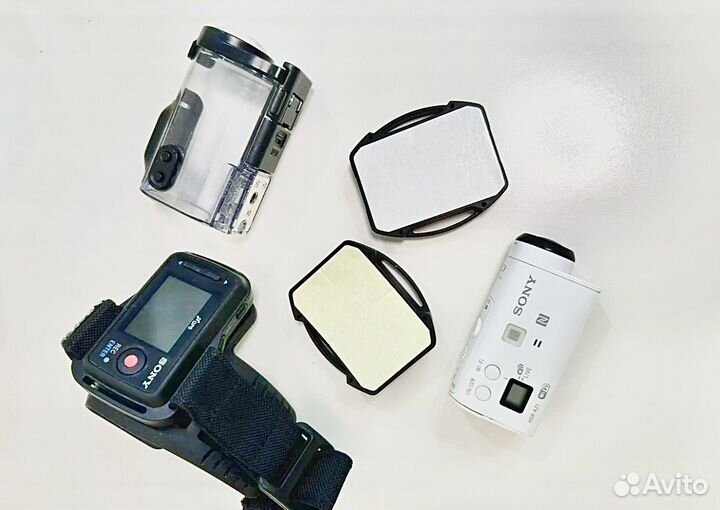 Экшен камера Sony hdr-az1