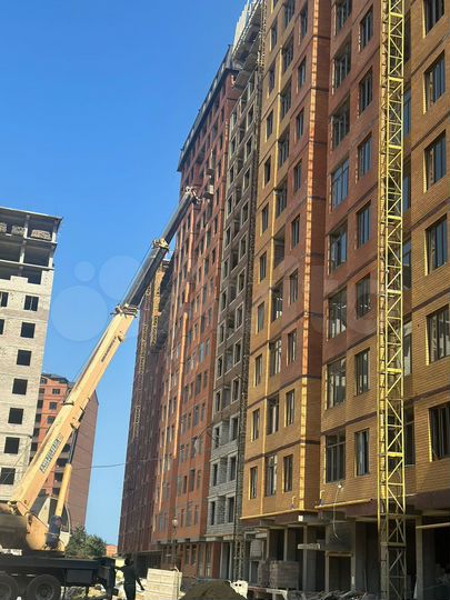 3-к. квартира, 93 м², 3/15 эт.