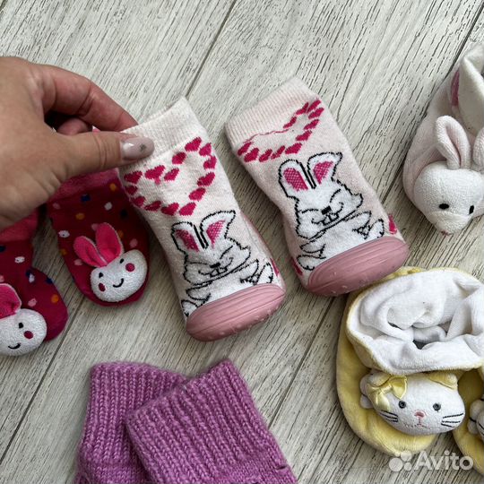 Носочки и пинетки для малышки