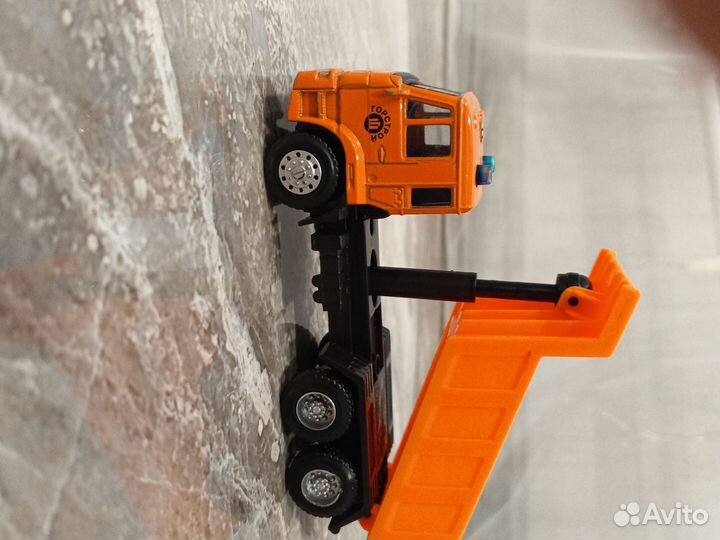 Камаз игрушечный