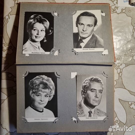 Альбом с фотографиями актёров