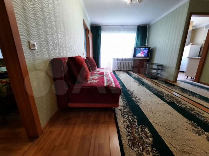 2-к. квартира, 43 м², 2/5 эт.