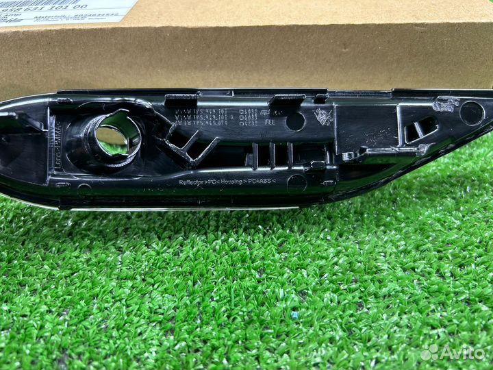 Повторитель поворота в крыло Porsche Cayenne 958 л