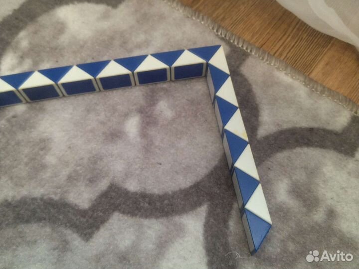 Кубик змеика