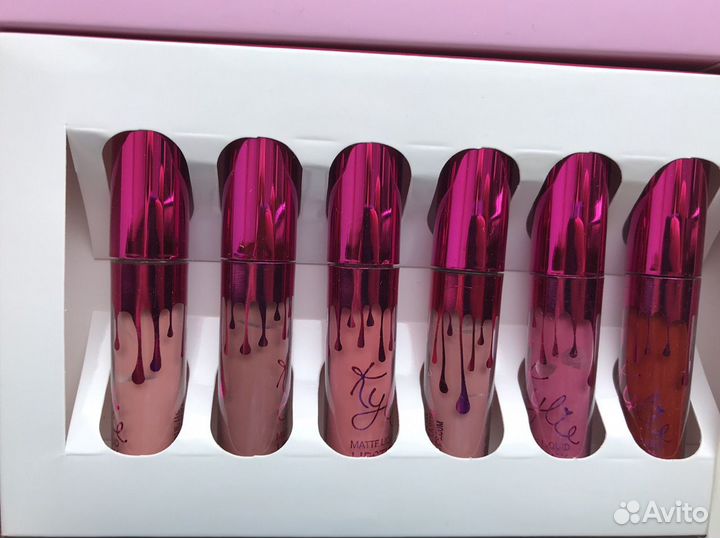 Подарочные наборы матовых помад Kylie