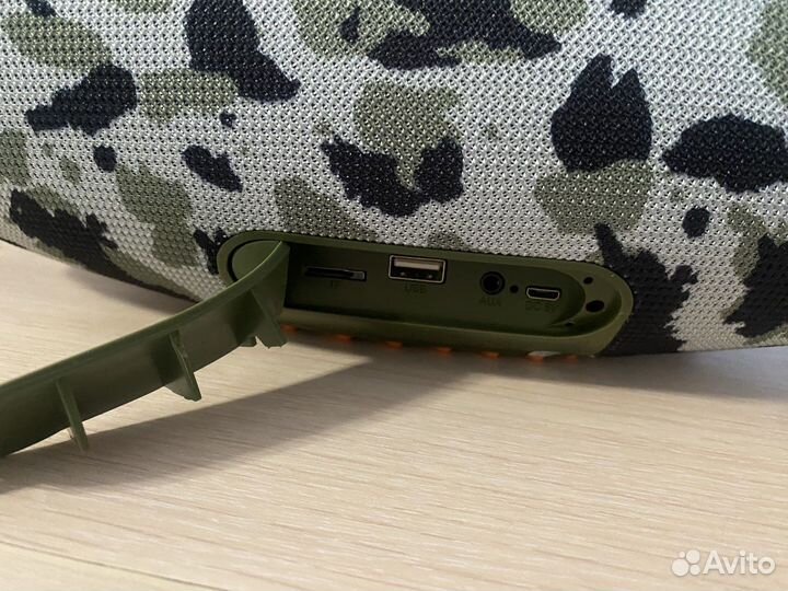 Bluetooth колонка jbl boombox