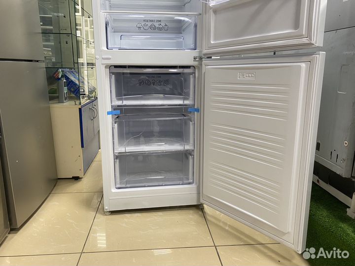 Холодильник новый