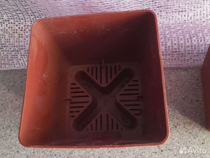 Цветочный горшок