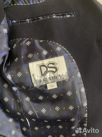 Пиджак для мальчика 128