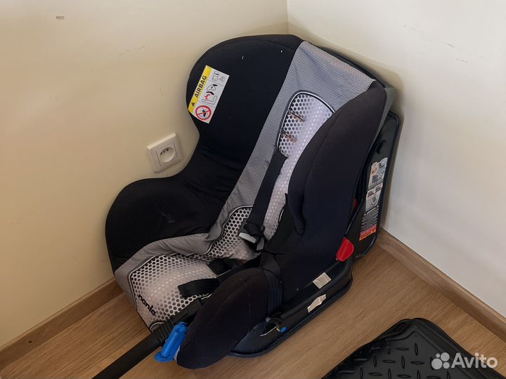 Детское автомобильное кресло