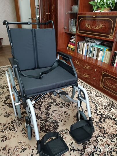 Инвалидная коляска новая