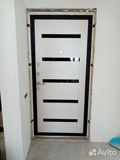 Двери входные металлические