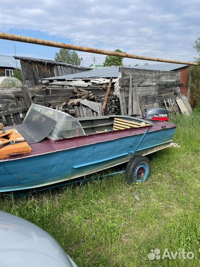 Лодка с мотором
