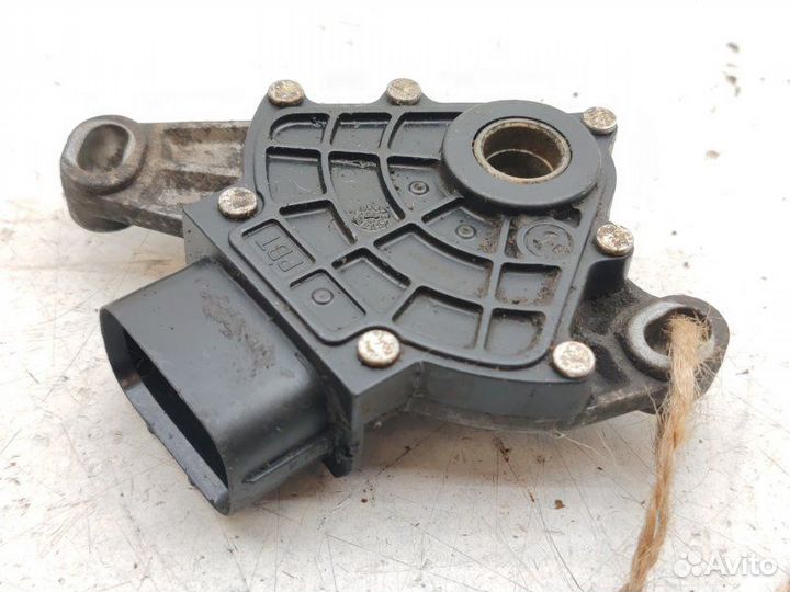 Датчик положения селектора АКПП Toyota Camry ACV30