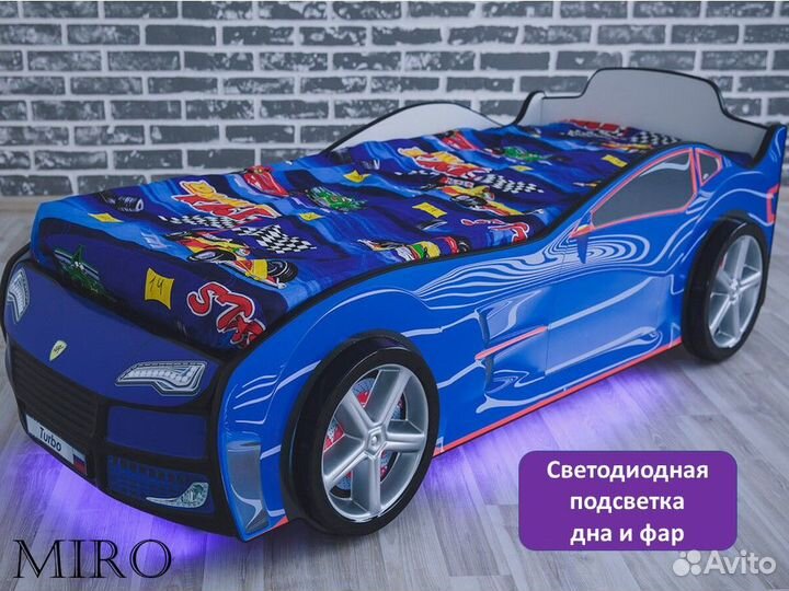 Детская кровать машина