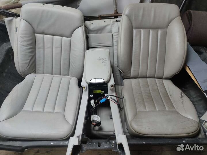Комплект обшивки сидений Mercedes мл 350,w164