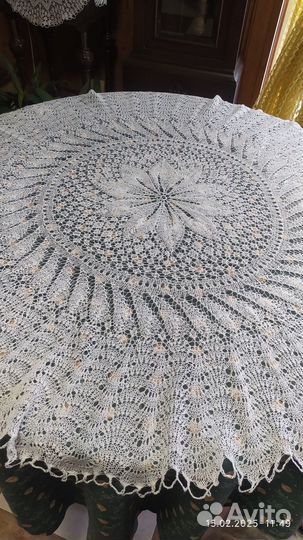 Вязаная скатерть крючком круглая